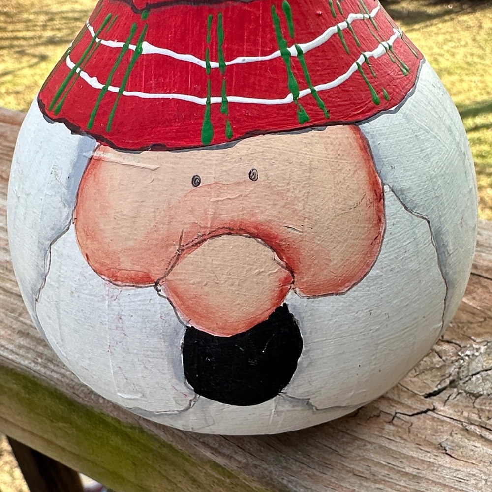 Festive Gnome Holiday Painted Gourde Set - Red and Green - Picture 5 of 7
